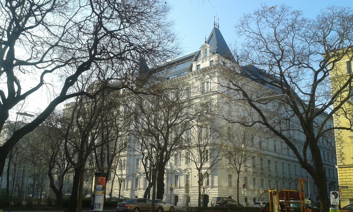 Fundamentsanierung bei Gründerzeithaus in Wien